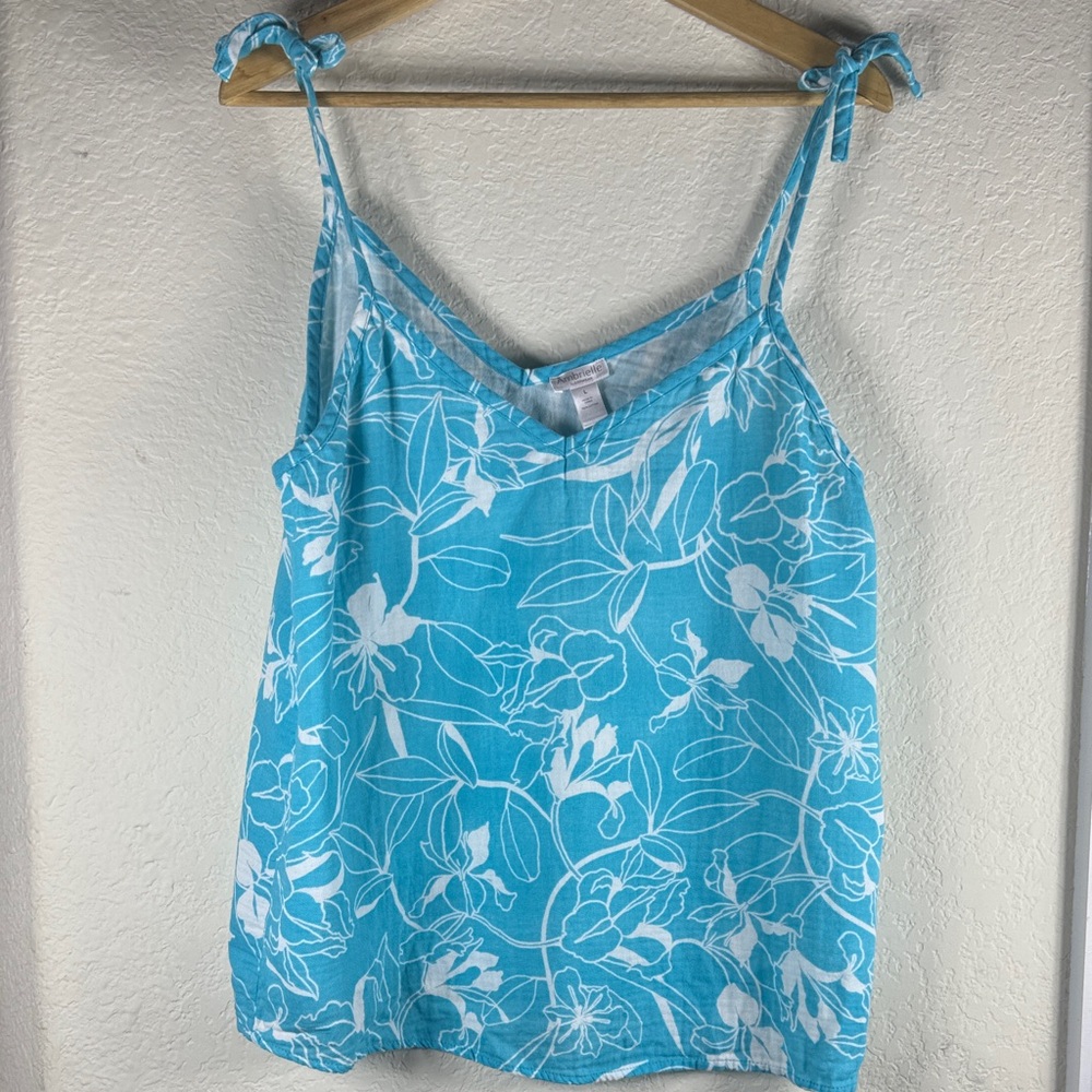 Ambrielle light blue  Floral pajamas‎ capri set large